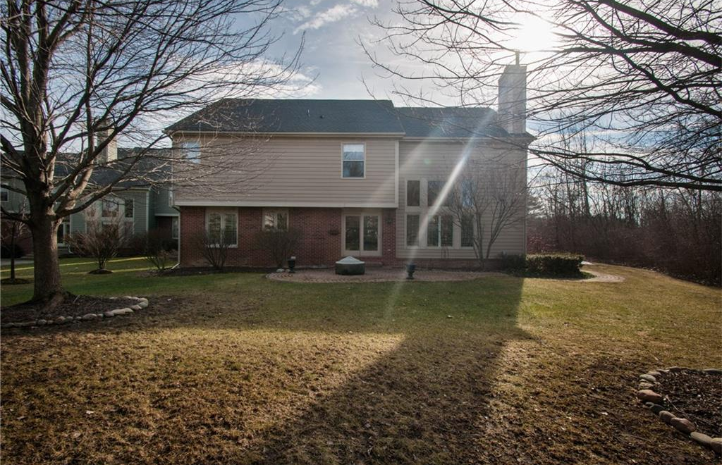 47320 Autumn Park Crt, Novi, MI 48374